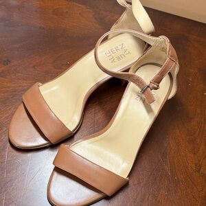 Elegant Brown Women's Sandals